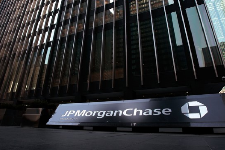 Why Major Banks Are Turning Extremely Bullish on Gold and Silver