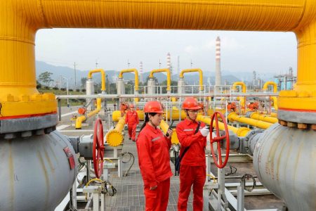 Sinopec 2025 Profit Slumps 37% as Energy Transition and Weak Margins Impact China’s Refining Giant