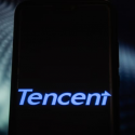 Tencent and Apple Reach 15% Cut Landmark Deal on WeChat Mini Game Payments