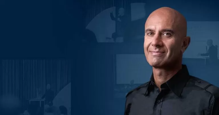 Book Review: The Leader Who Had No Title By Robin Sharma