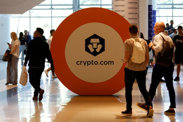 CryptoCom to Shut Its US Affiliate, Binance-US Suspends USD Trading