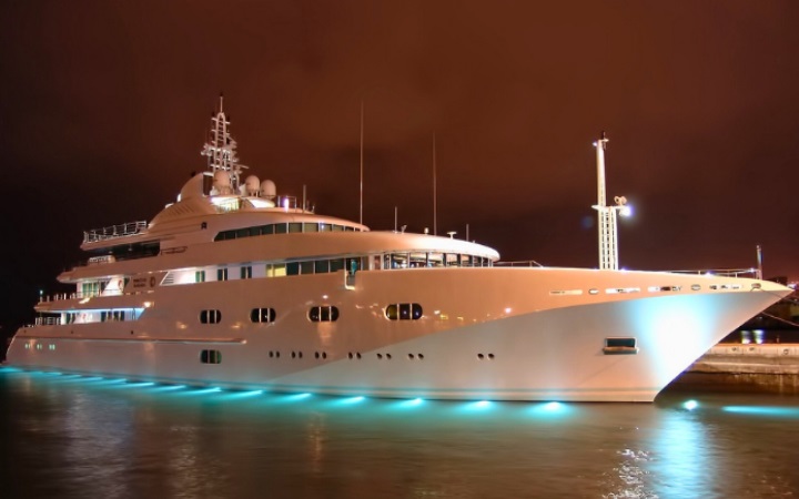 Hot Abuja and Need for A Yacht Even As Executives Spend Before Approval in Nigeria