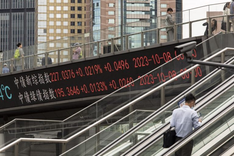 The Slump in China’s Stock Market Might Have Spillover Effects on Global Markets