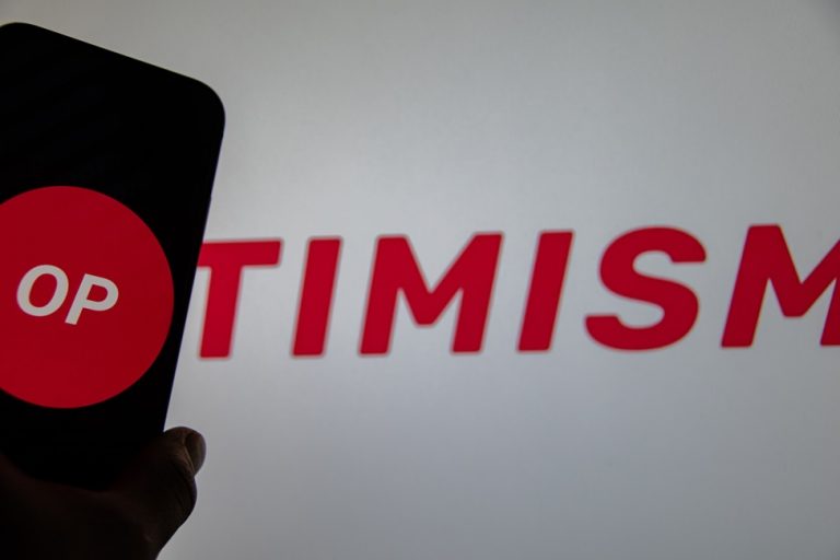 Brace for Massive Surges with KangaMoon, Optimism and Fetch.ai – Top 3 Altcoins to Watch