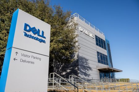 Dell Surged 30%, Signaling a Dramatic Reinvention as Legacy Tech Firms Ride the AI Infrastructure Boom
