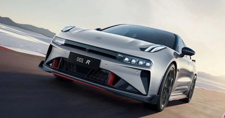 The Role of Electric Vehicles in Emission Reduction