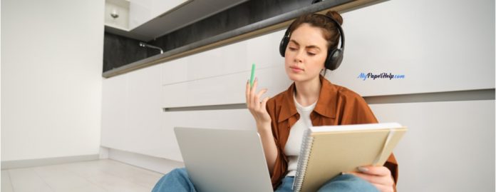 lady laptop 1