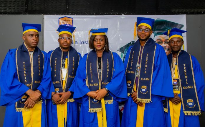 students mini MBA graduation