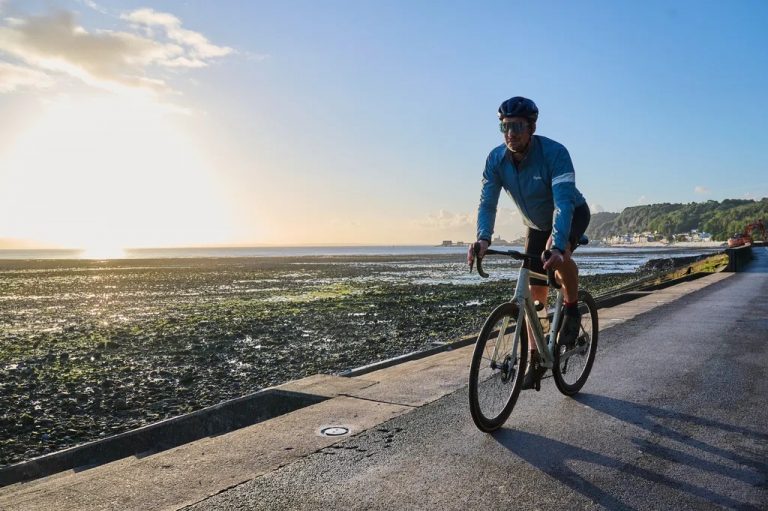 The Benefits of Cycling: 4 Reasons to Pick Up Cycling as A Primary Method of Transport