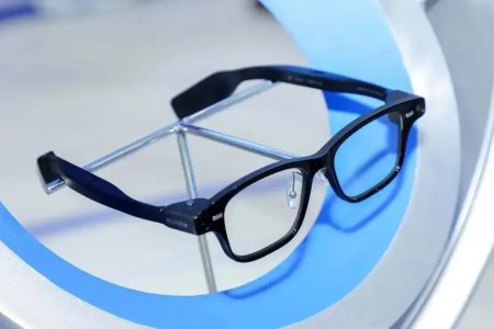 Meta Platforms Considers Facial Recognition Rollout for Smart Glasses