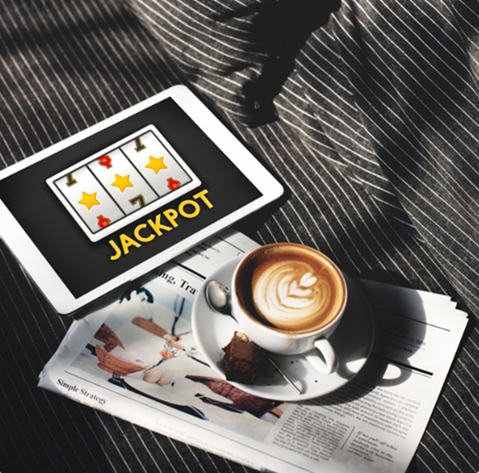 How to Play Slots Online: Top Tips & Tricks