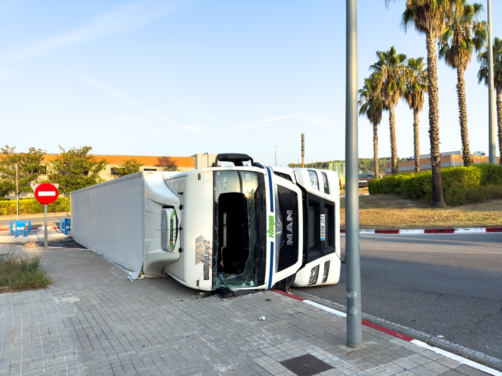 Rubi,,Barcelona,,Spain.,August,9,,2025.,An,Overturned,Truck,Causes