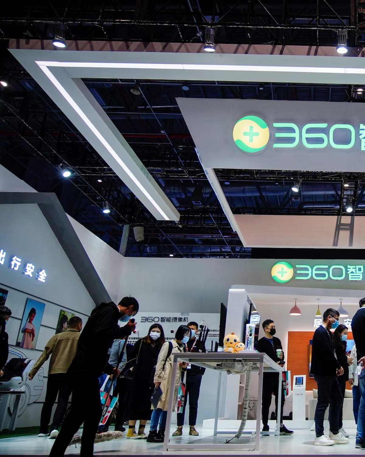 China Strikes Back in the AI-Cyber Arms Race: 360 Security Unveils Domestic “Mythos” Challenger as U.S.-China Tensions Escalate