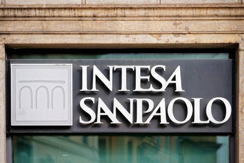 Italian Banking Battle Intensifies as Intesa Launches €30.6bn Bid for Monte dei Paschi