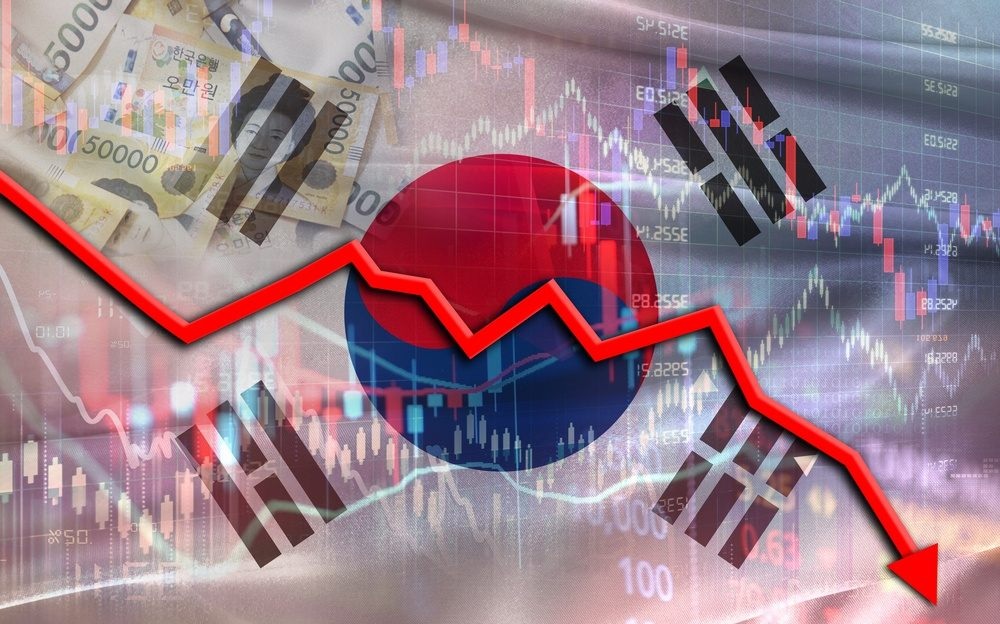 South Korean Stocks, Water and Luxury: Wealth Managers’ Top $10,000 Investment Ideas