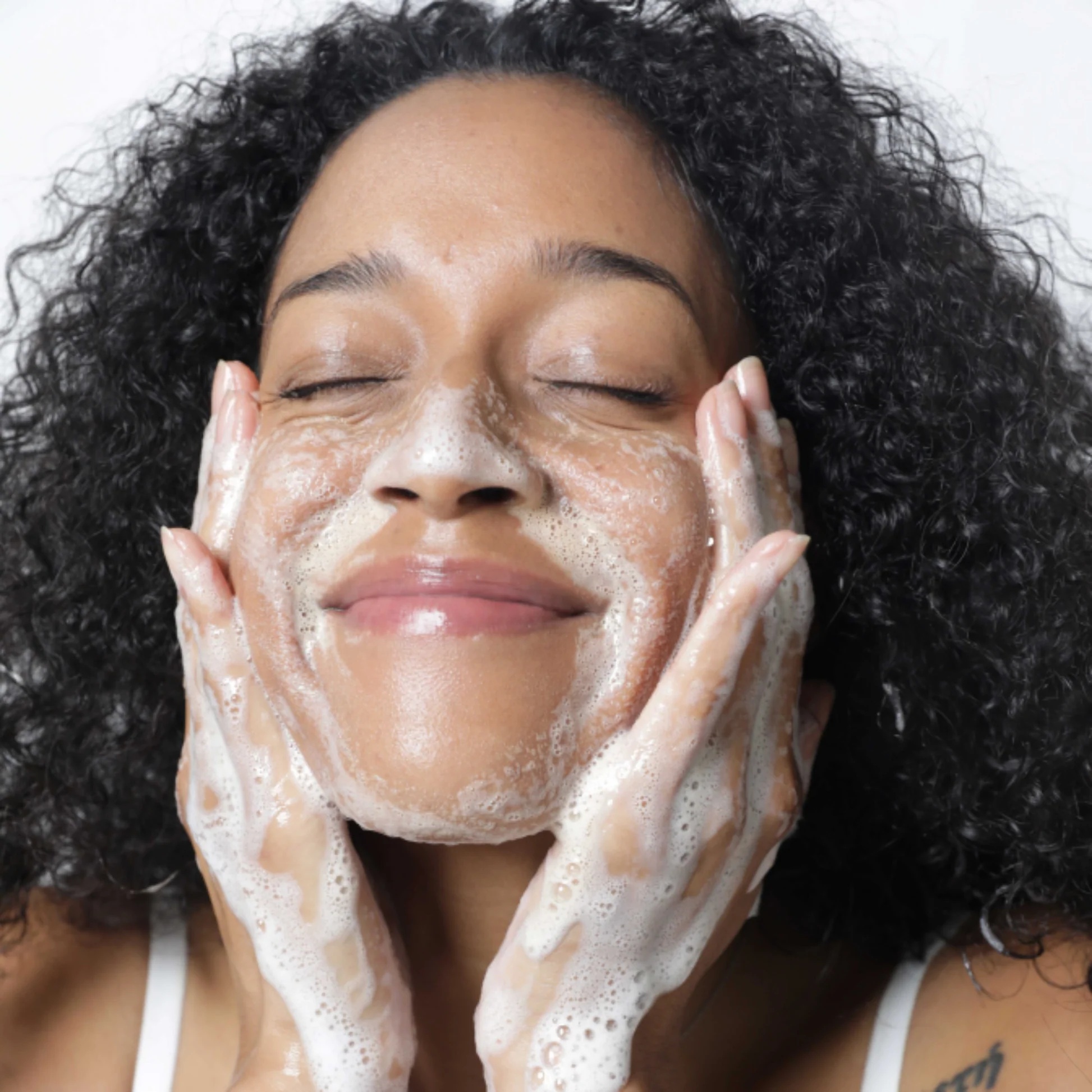 Best Face Wash for Women with Sensitive Skin