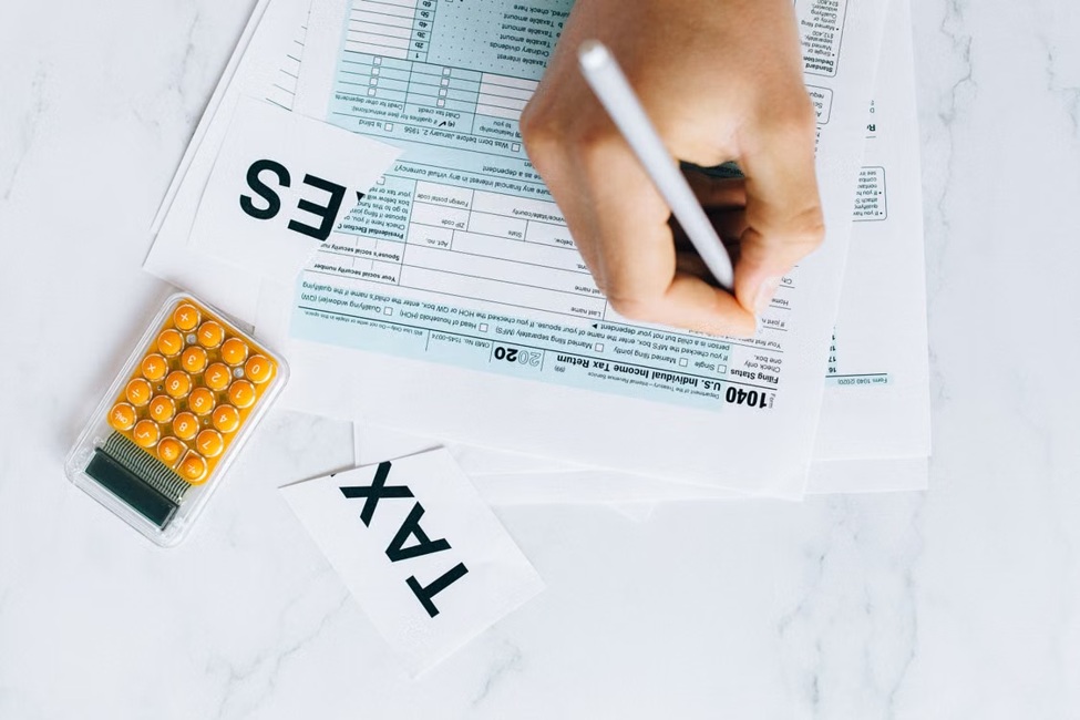 Information Returns Explained: What Businesses Must File (And How Software Helps)